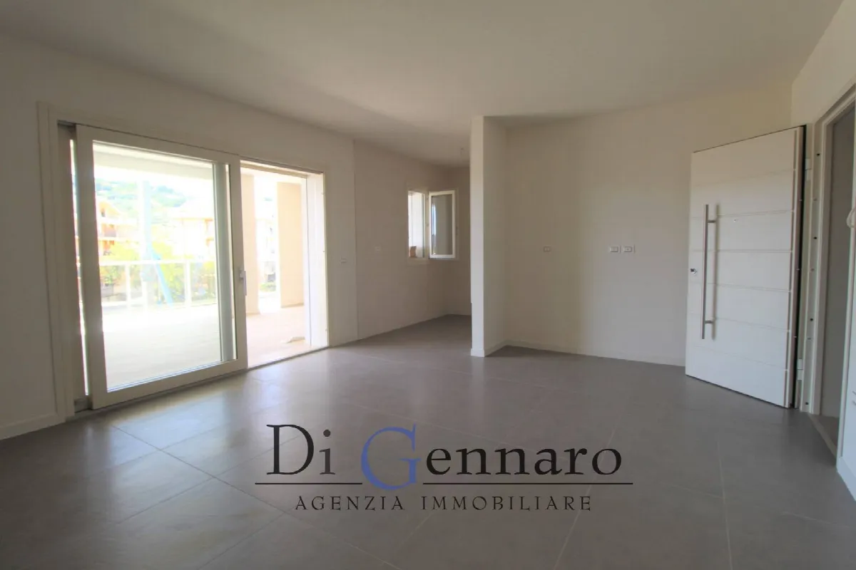 Quadrilocale in vendita a Tortoreto, Tortoreto Lido - foto 4