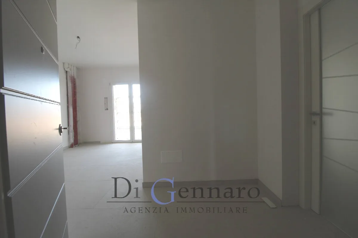 Appartamento Trilocale in vendita a Martinsicuro, Villa Rosa - foto 5
