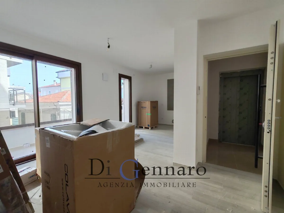 Trilocale in vendita a Tortoreto, Zona Mare - foto 2