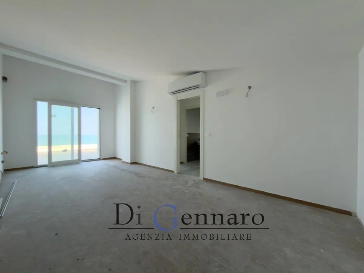 Trilocale in vendita a Tortoreto, Zona Mare - foto 2