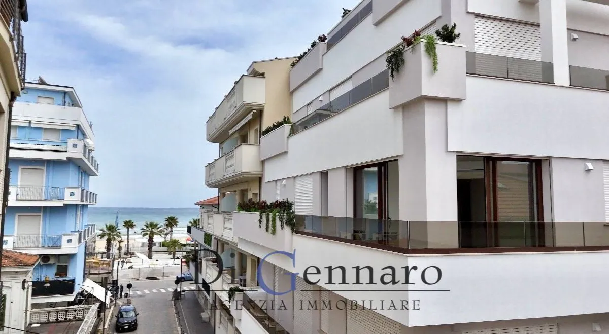 Trilocale in vendita a Tortoreto, Zona Mare - foto 2