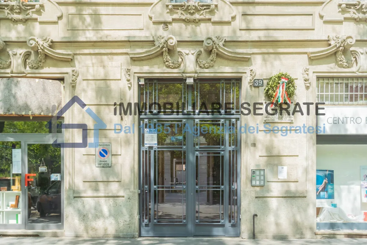 4 Locali in vendita a Milano - foto 5
