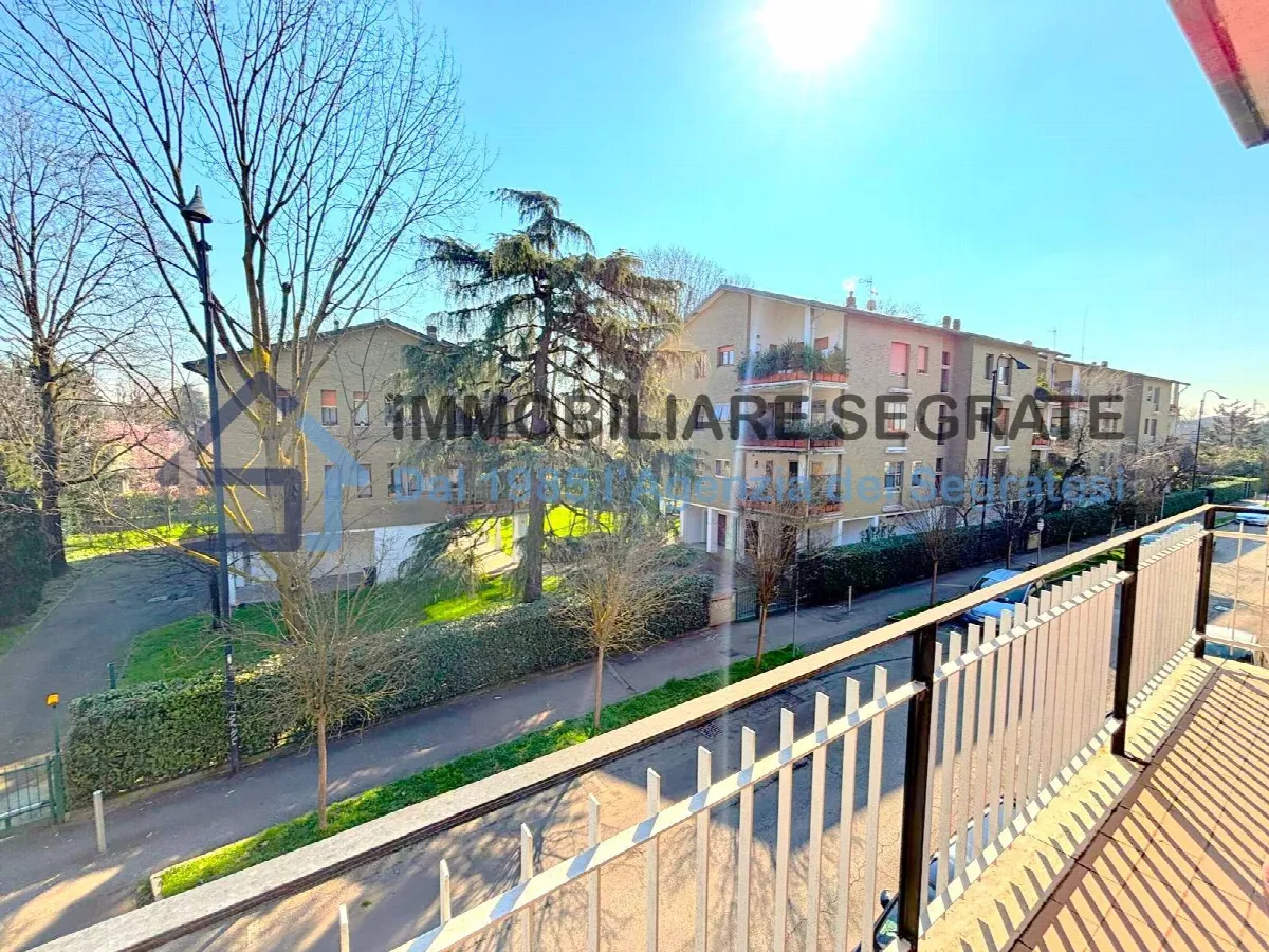 4 Locali in vendita a Segrate, Villaggio Ambrosiano - foto 9