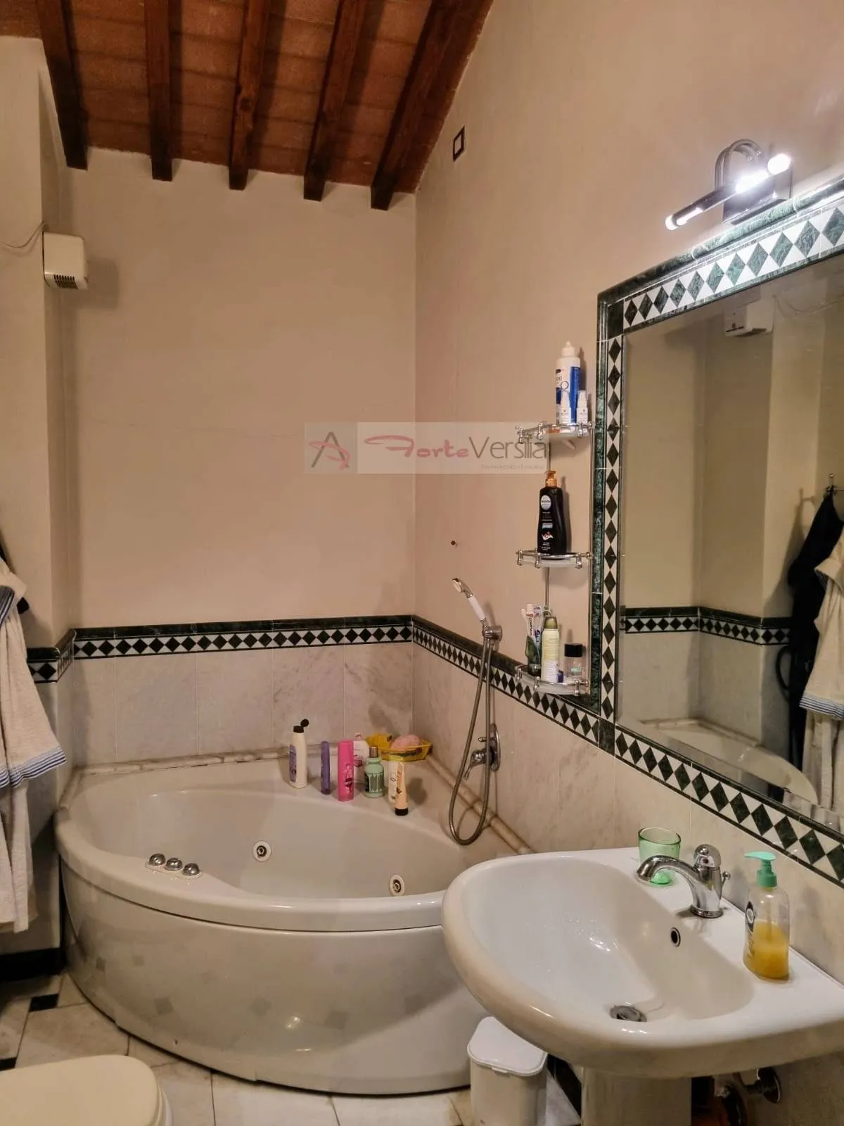 appartamento in vendita a Viareggio, centro - foto 3