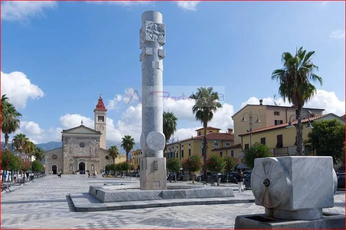 attico in vendita a Carrara, Marina di Carrara - foto 6