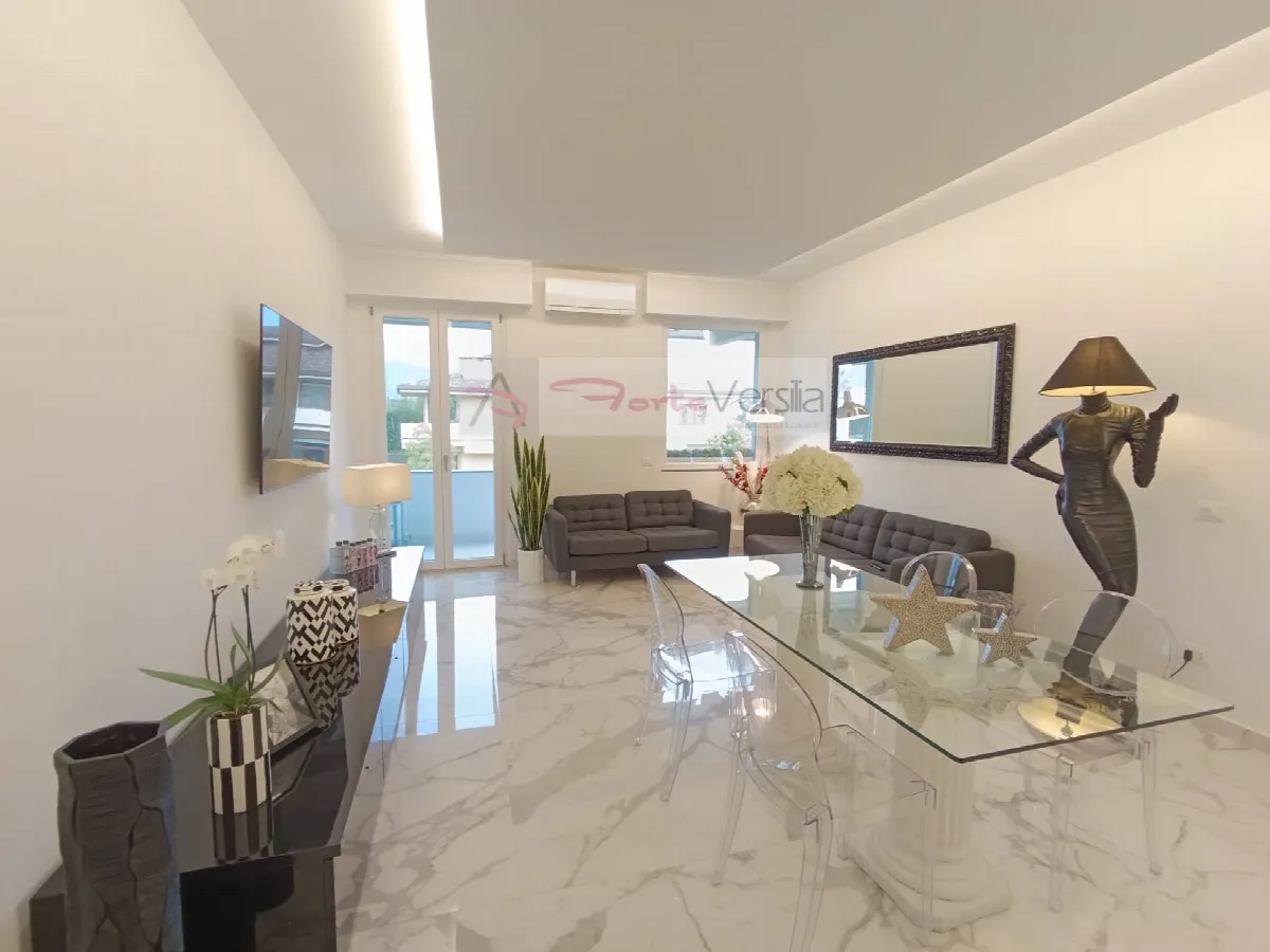 appartamento in vendita a Forte dei Marmi, Centro - foto 1