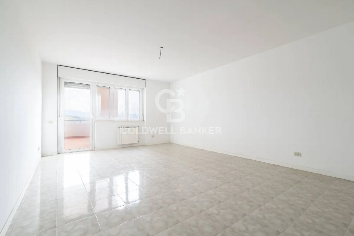 1 locale in vendita a Orte, Orte Scalo - foto 2