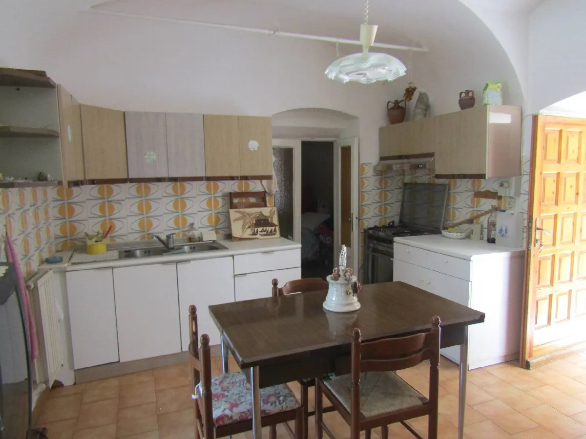Appartamento in vendita a Dolceacqua - foto 3