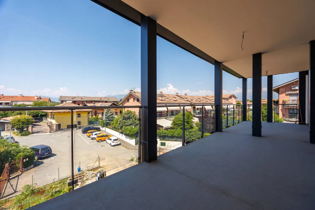 Appartamento in vendita a Caselle Torinese, Centrale - foto 2