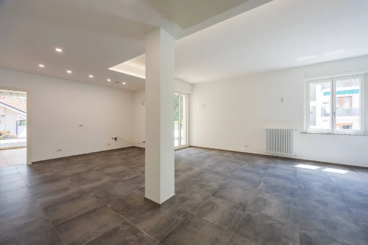 Appartamento in vendita a Ciriè, Parco - foto 6