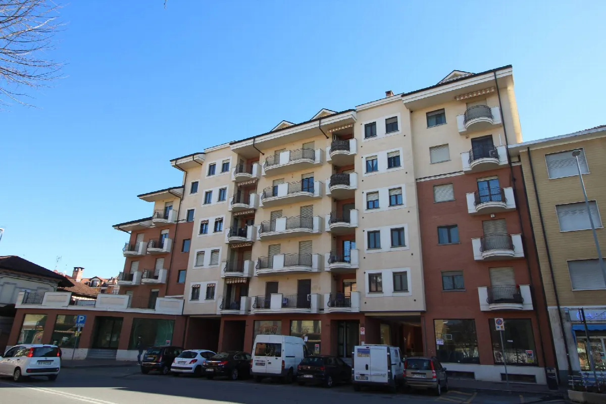 Appartamento in vendita a Moncalieri, Barauda - foto 1