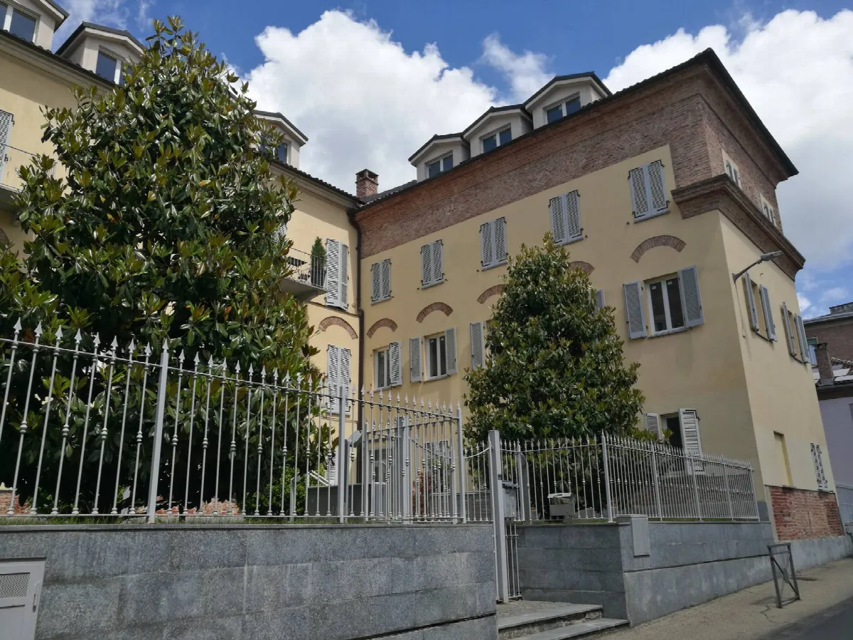 Appartamento in vendita a Asti, Centro Storico - foto 2