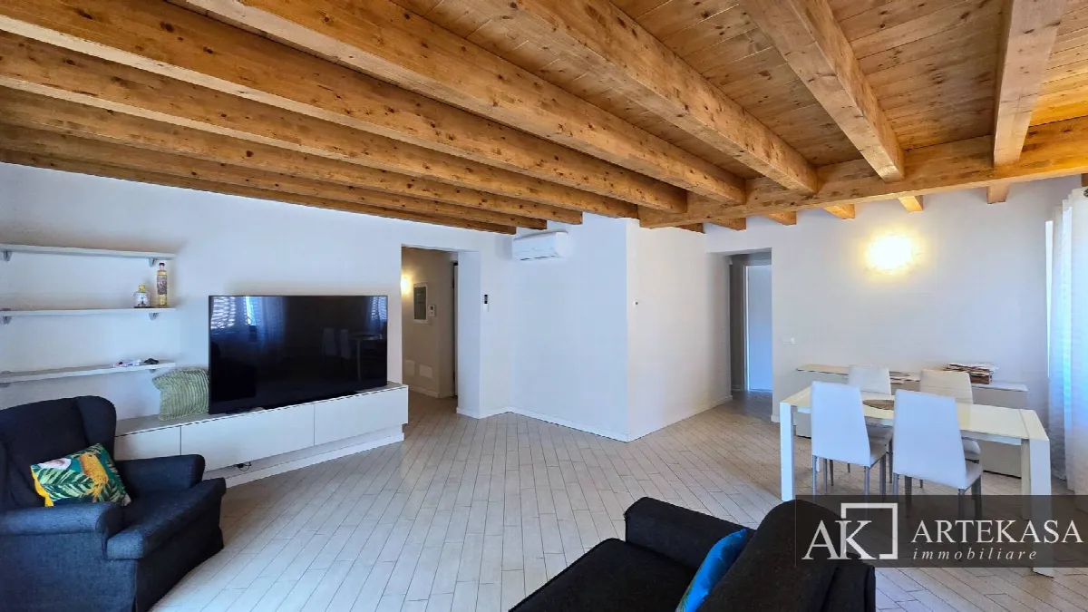 3 LOCALI in vendita a Novara, 1 - Centro - foto 4