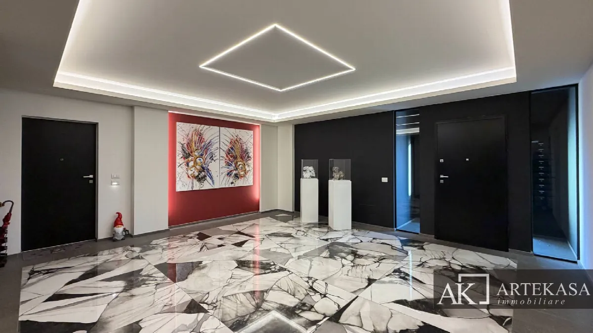 OLTRE 5 LOCALI in vendita a Novara, 2 - Porta Mortara - foto 5