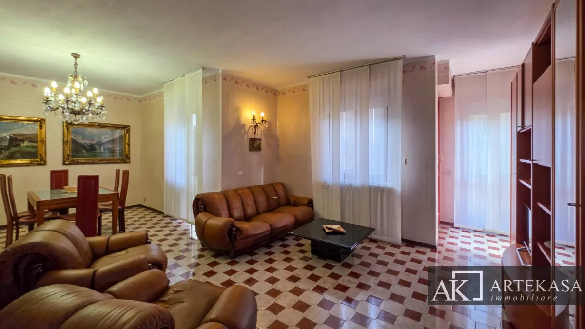 4 LOCALI in vendita a Novara, 1 - Centro - foto 6