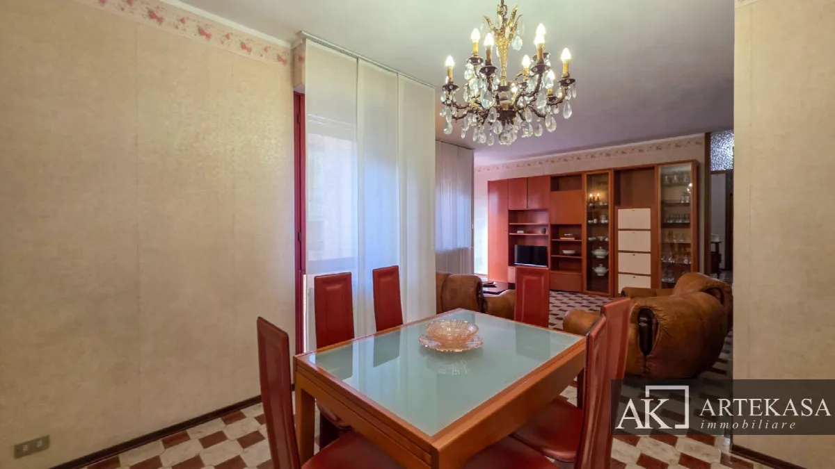 4 LOCALI in vendita a Novara, 1 - Centro - foto 9