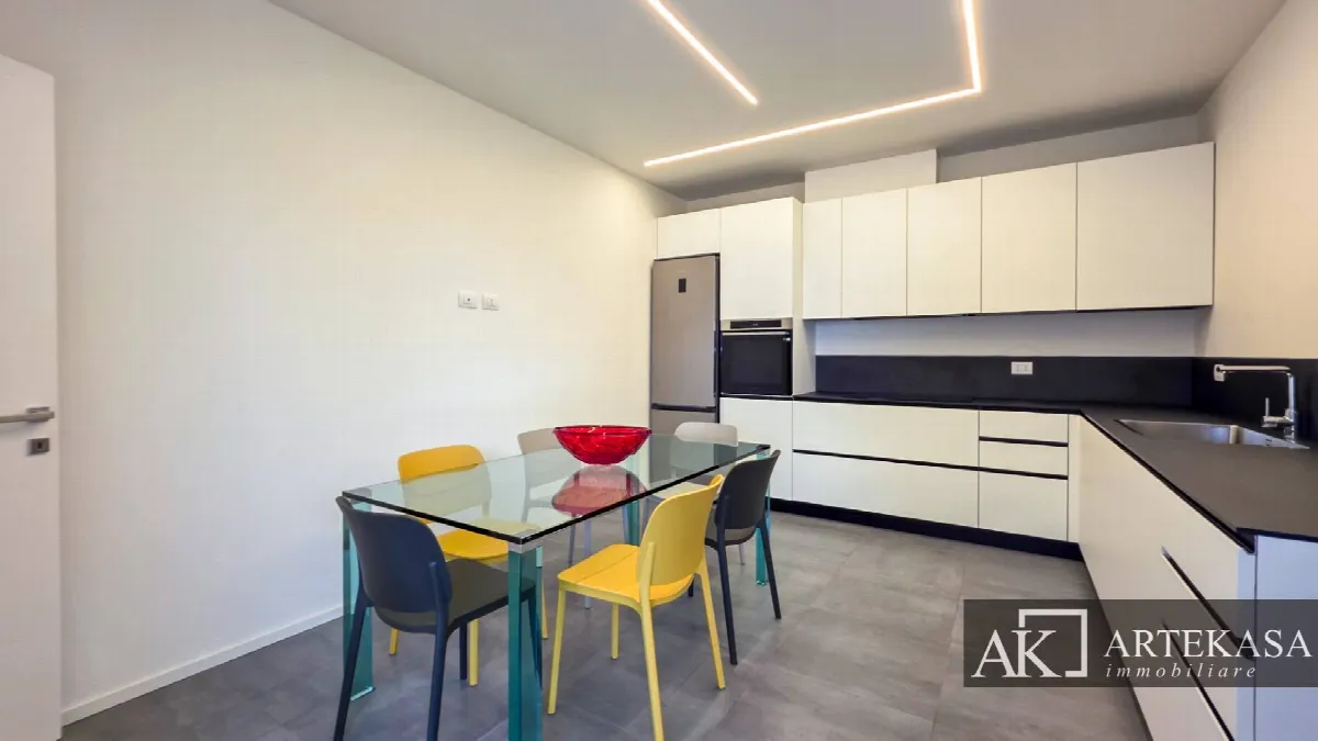 3 LOCALI in vendita a Novara, 2 - Porta Mortara - foto 9