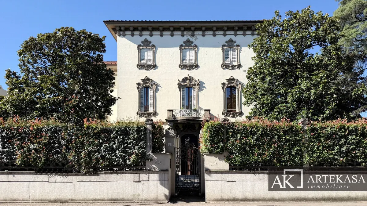 5 LOCALI in vendita a Vercelli - foto 2