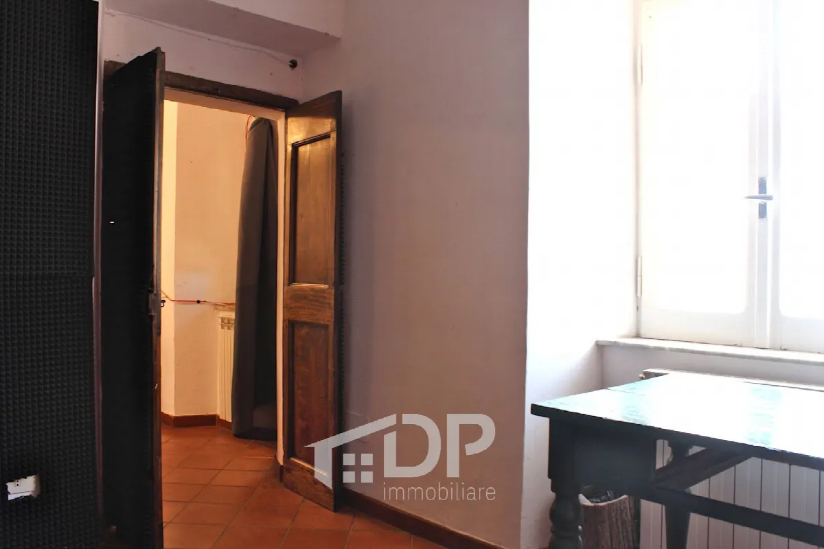 Appartamento in vendita a Palombara Sabina, Centro Storico - foto 10