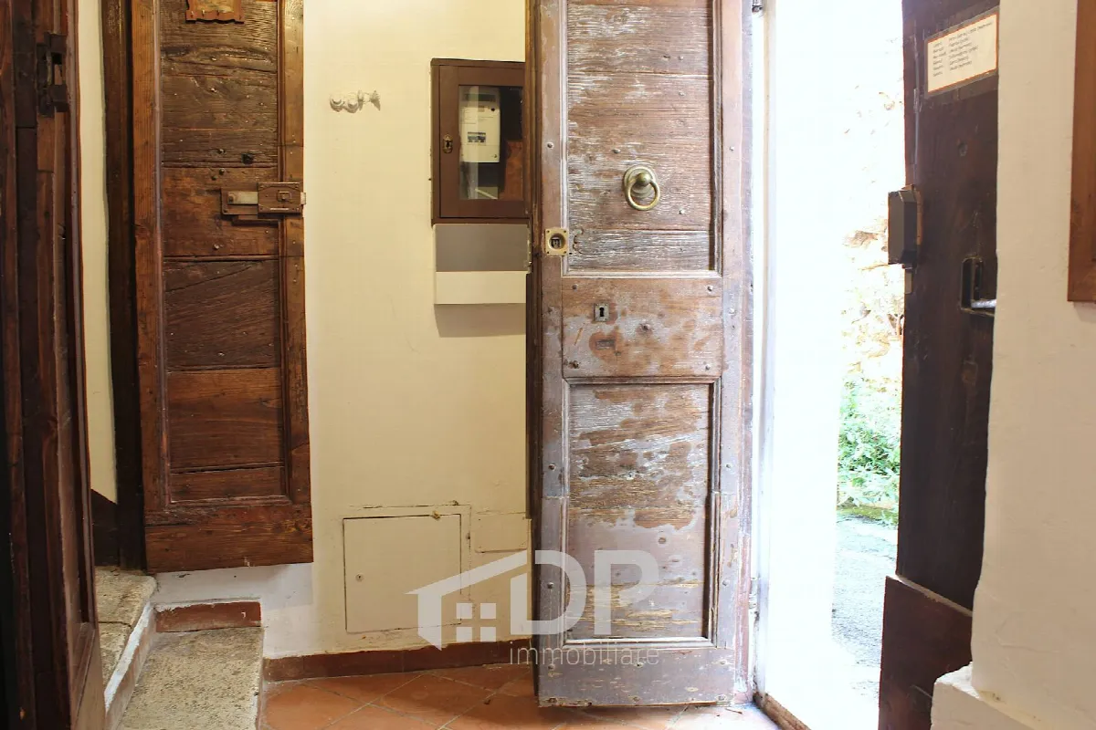 Appartamento in vendita a Palombara Sabina, Centro Storico - foto 3