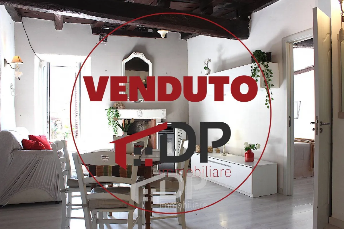 Appartamento in vendita a Palombara Sabina, Centro Storico - foto 1