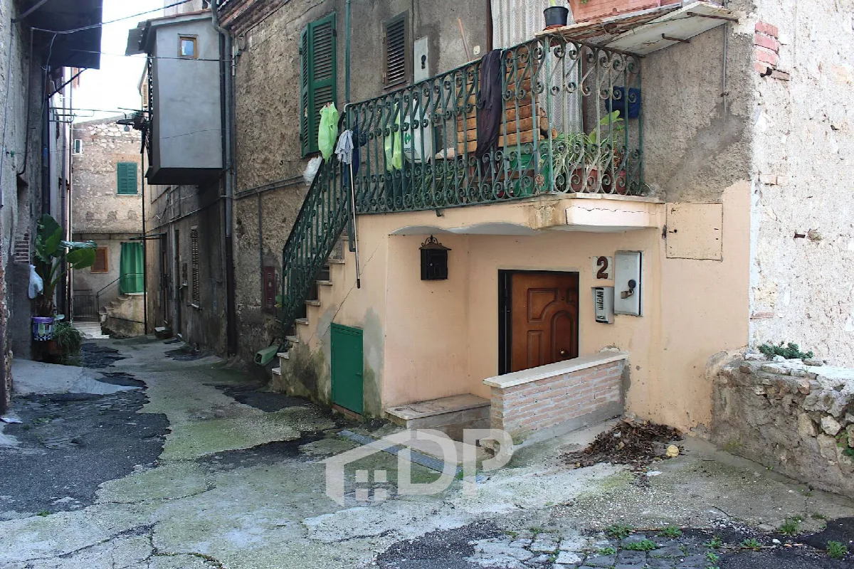 Appartamento in vendita a Moricone, Centro - foto 2