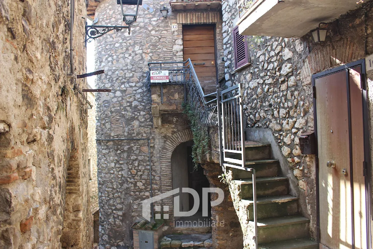 Appartamento in vendita a Moricone, Centro - foto 2