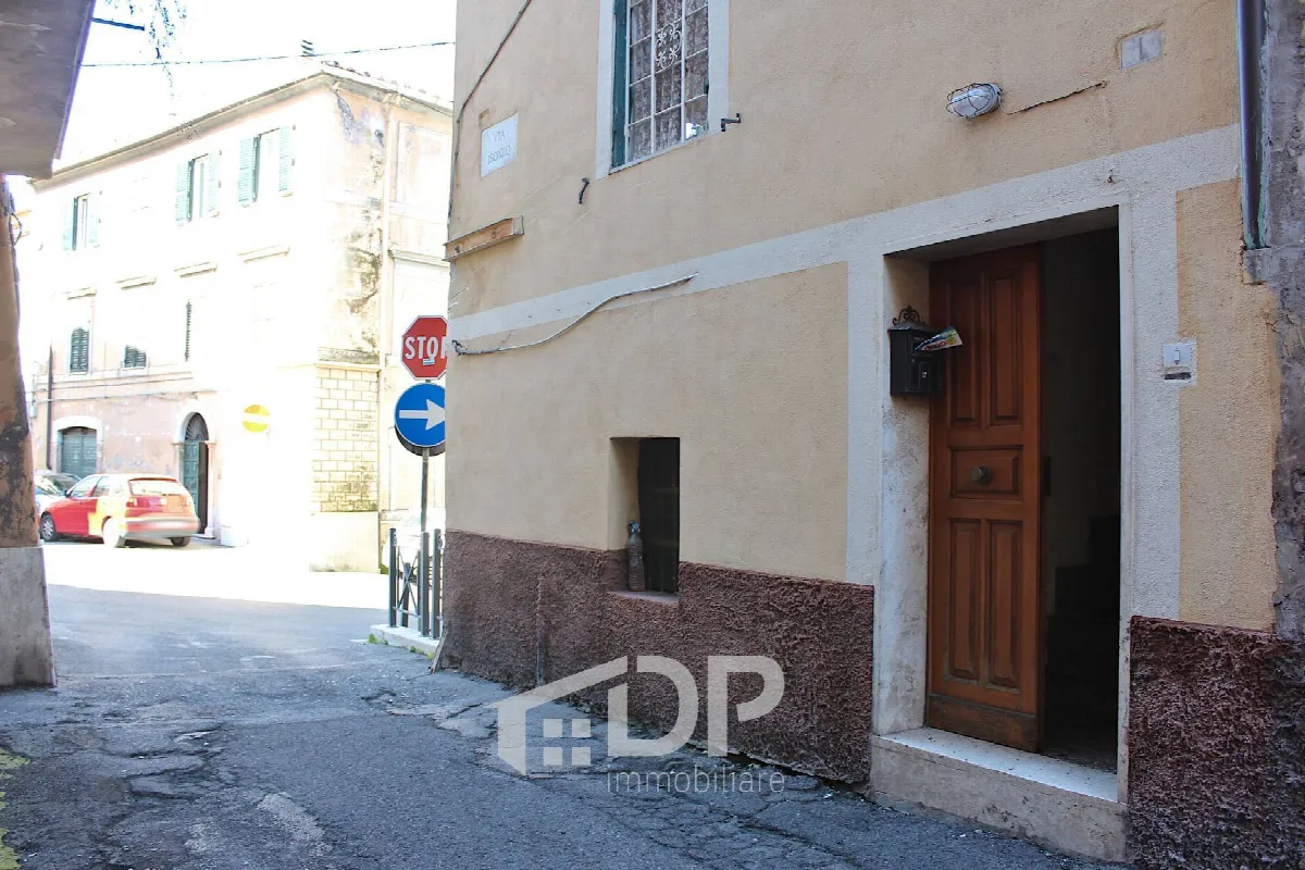 Appartamento in vendita a Palombara Sabina, Semicentrale - foto 2