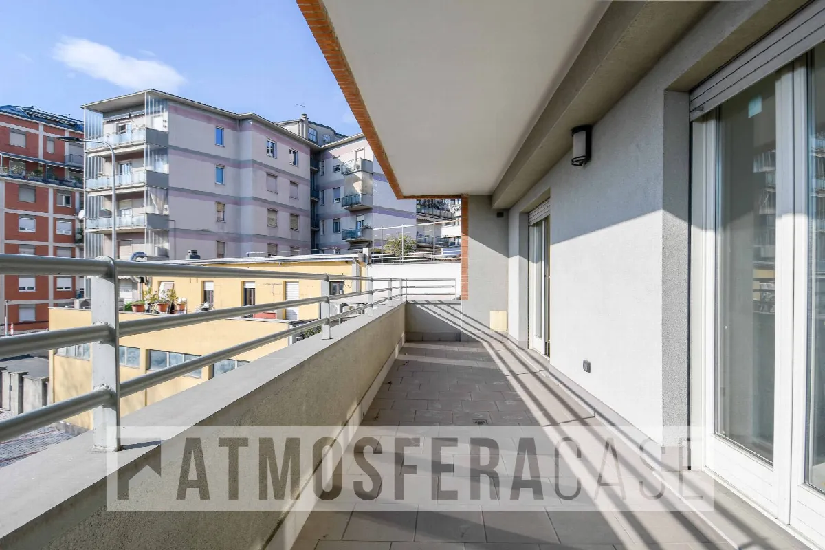 Appartamento in vendita a Bergamo, Centrale - foto 2