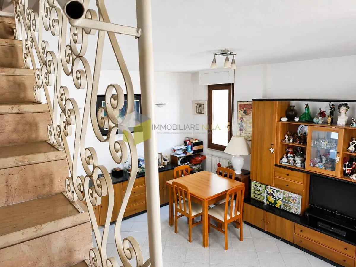 Appartamento in vendita a Pisa, Zona via Landi - foto 2