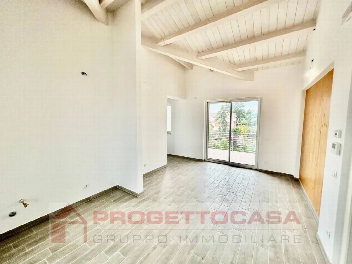 Appartamento in vendita a Nereto - foto 1