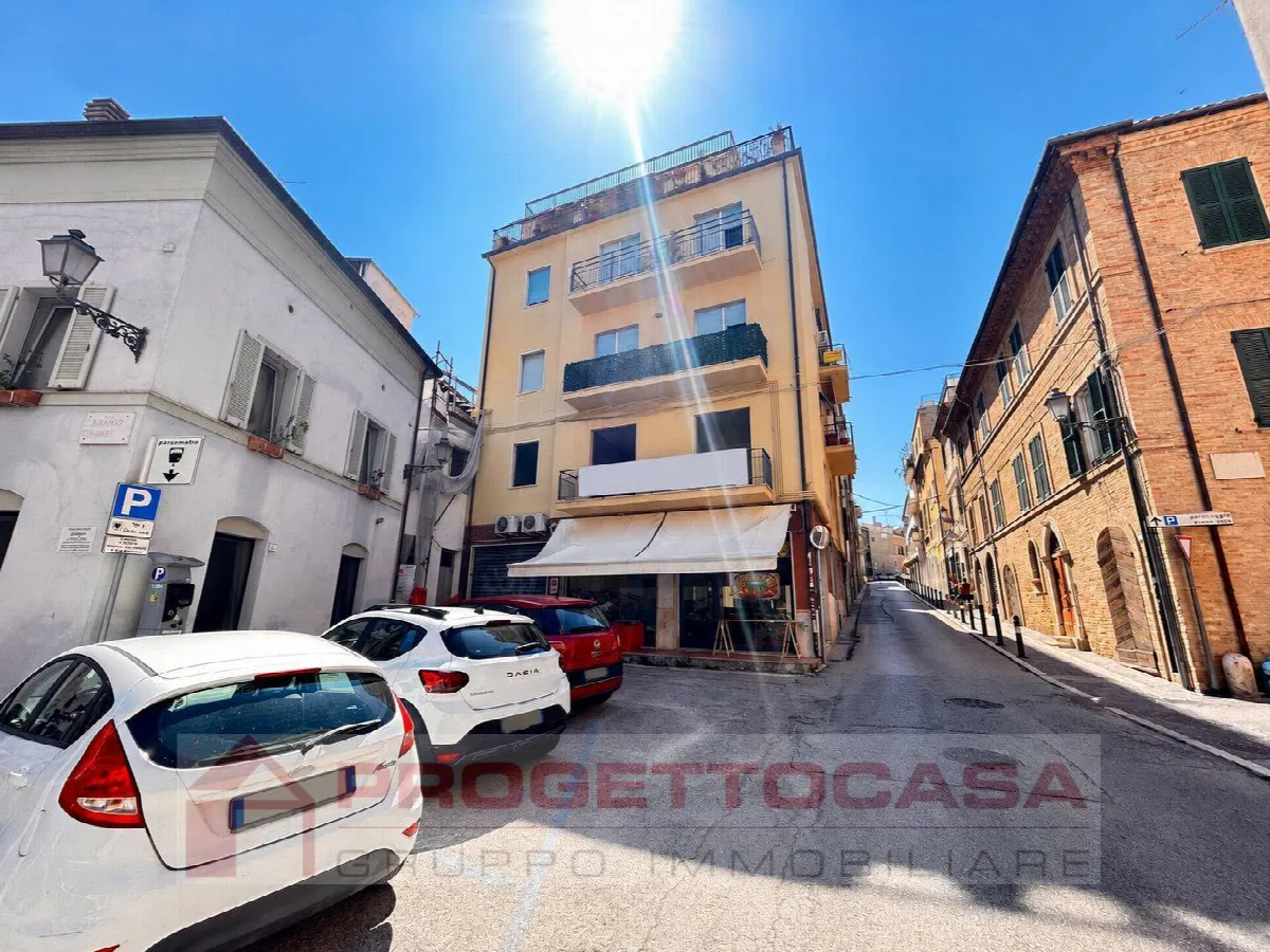 Appartamento in vendita a San Benedetto del Tronto, PAESE ALTO - foto 2