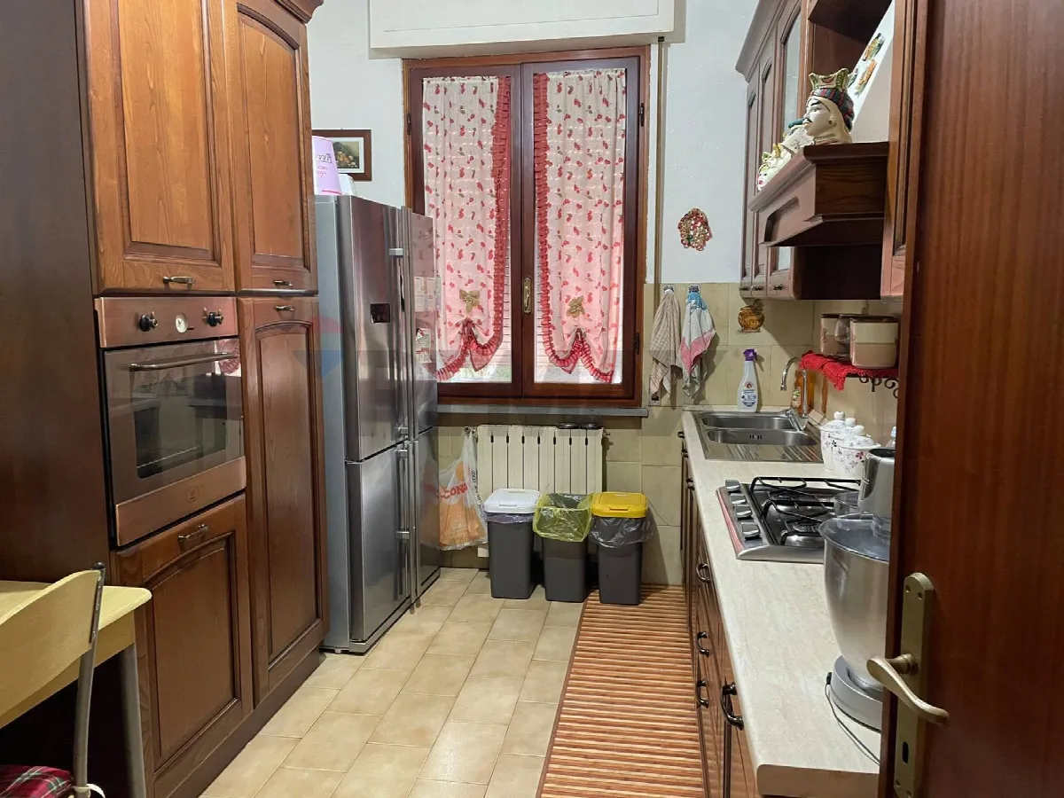 Appartamento in vendita a Borgo a Mozzano, Centro - foto 1