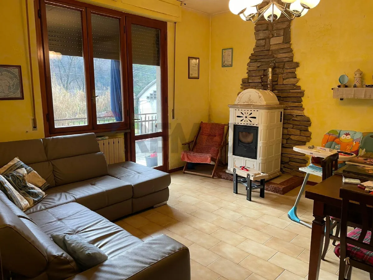 Appartamento in vendita a Borgo a Mozzano, Centro - foto 3