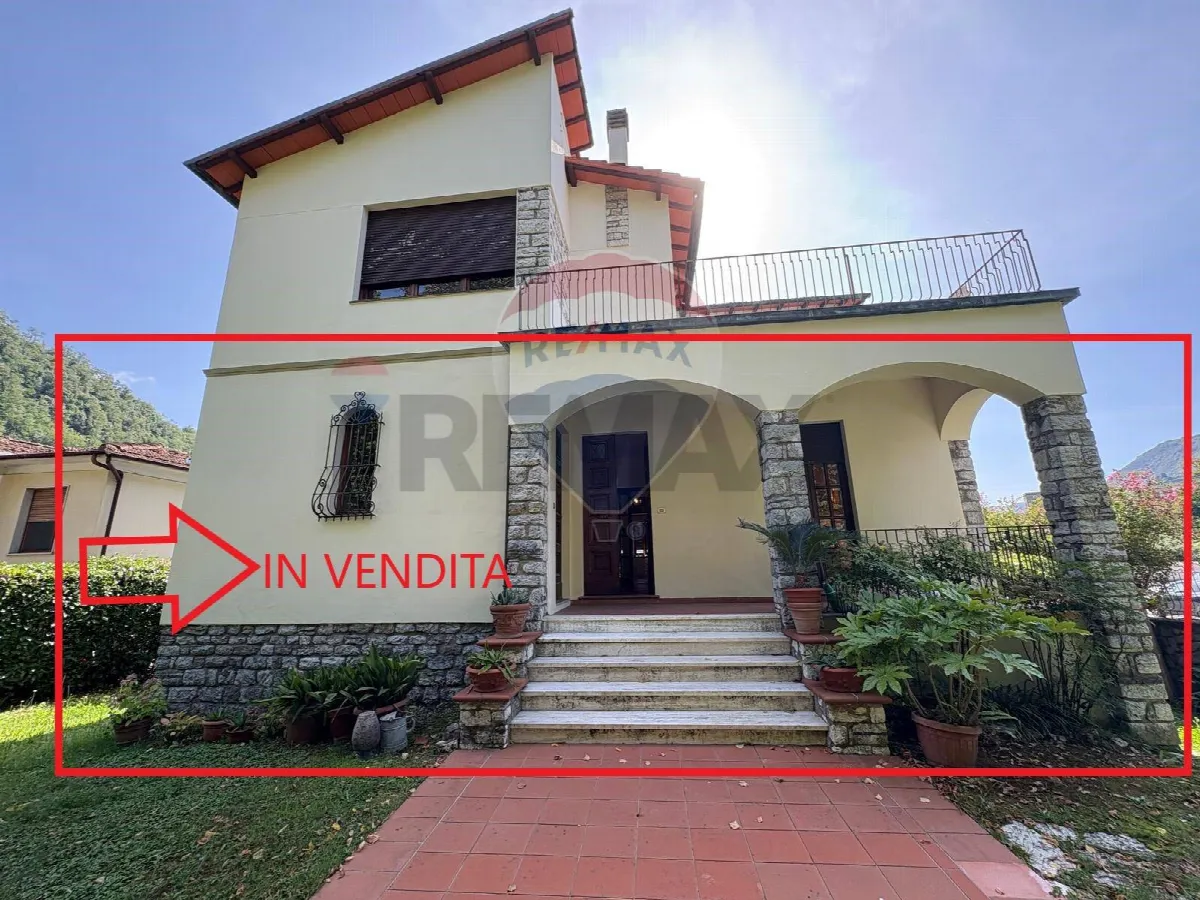 Appartamento in vendita a Borgo a Mozzano, Centro - foto 1