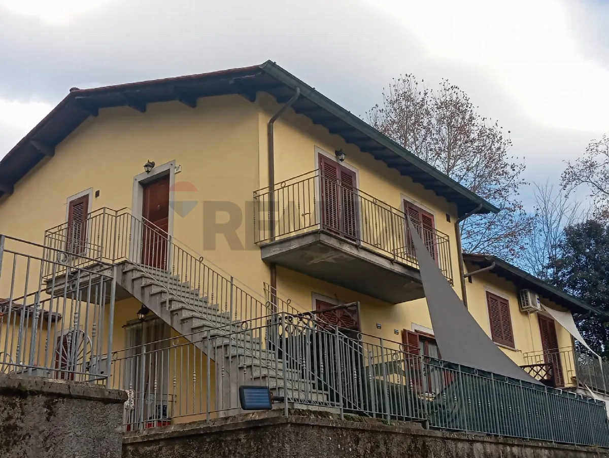 Appartamento in vendita a Bagni di Lucca, Centro - foto 1
