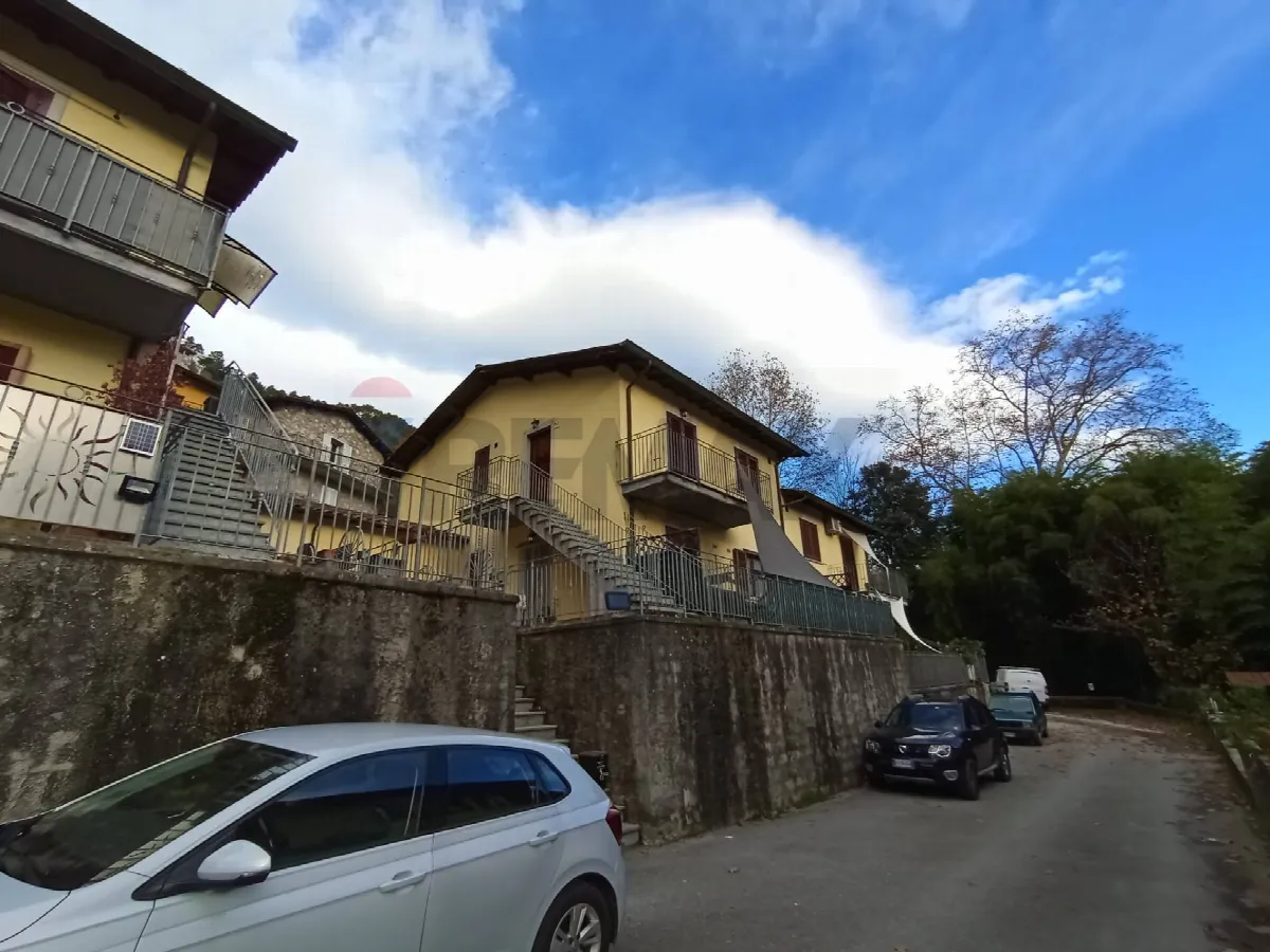 Appartamento in vendita a Bagni di Lucca, Centro - foto 2