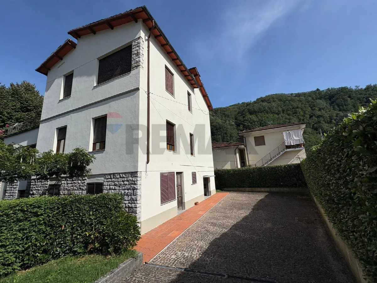 Appartamento in vendita a Borgo a Mozzano, Centro - foto 4