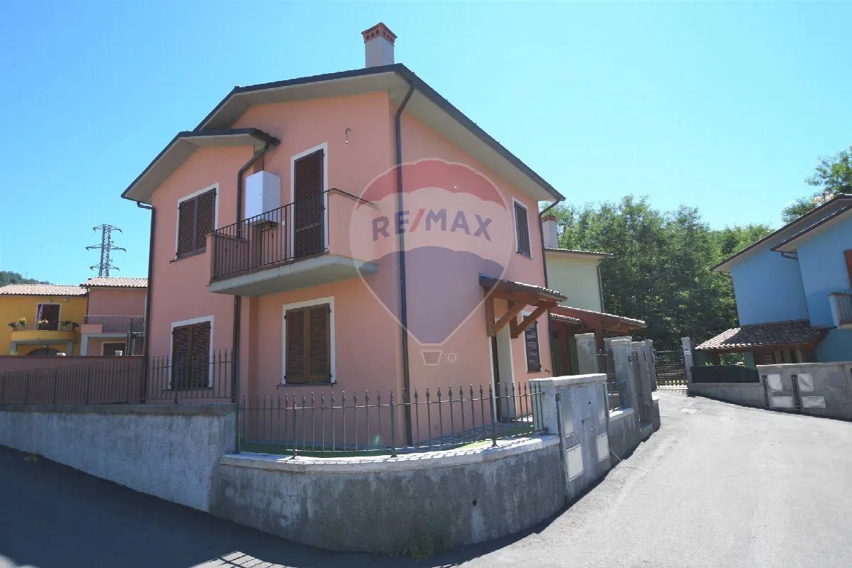 Appartamento in vendita a Bagni di Lucca, Fornoli - foto 1