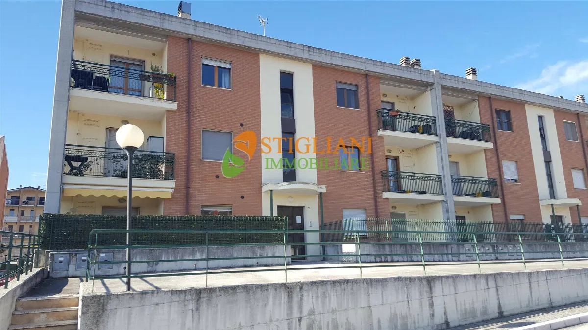 Appartamento in vendita a Mirabello Sannitico, Viale Padre Pio - foto 1