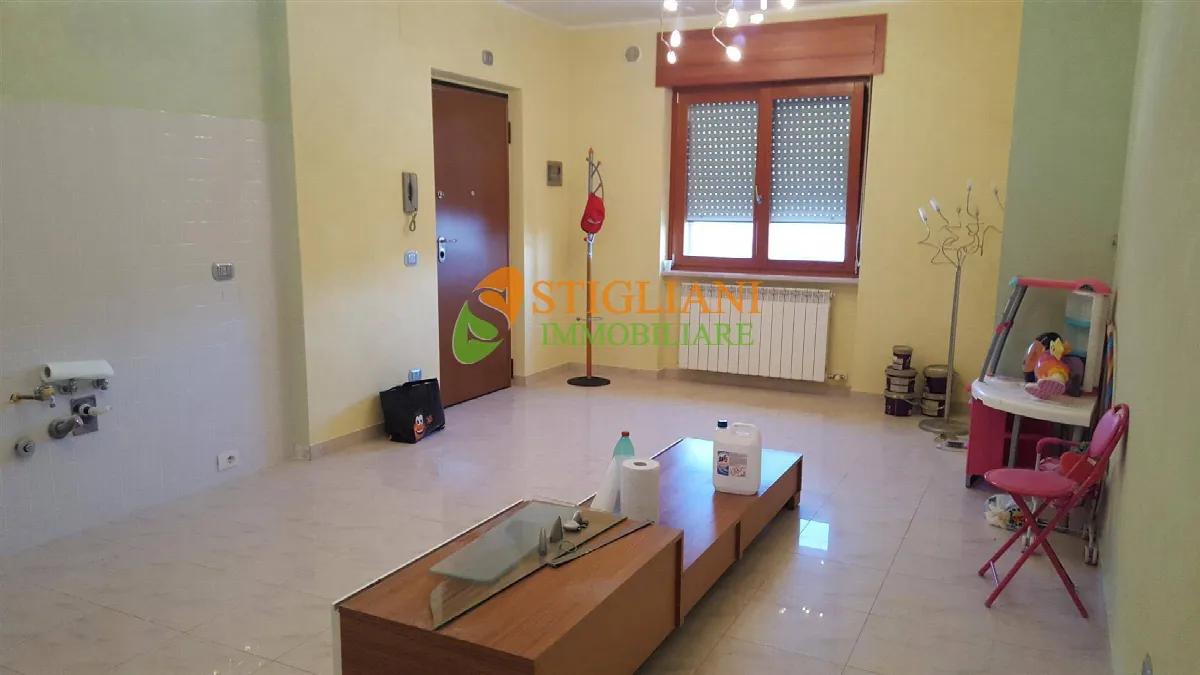 Appartamento in vendita a Mirabello Sannitico, Viale Padre Pio - foto 2