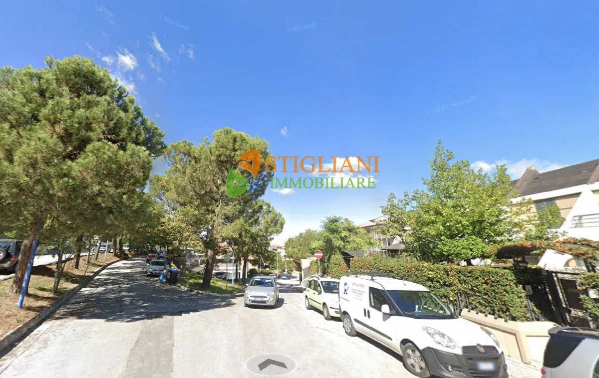 Appartamento in vendita a Campobasso, Via Neri - foto 1