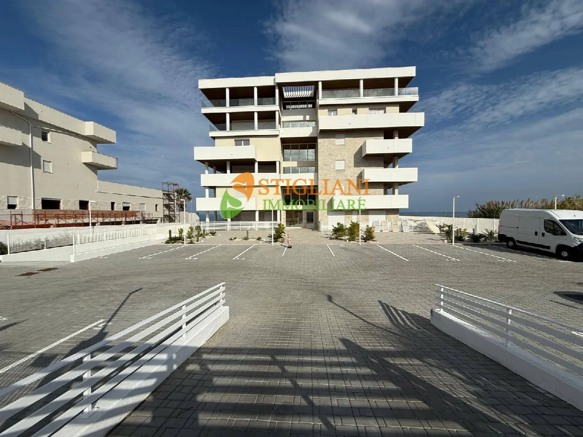 Appartamento in vendita a Termoli, Lungo Mare C. Colombo - foto 2