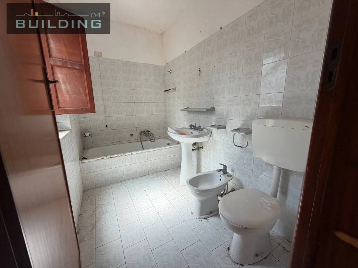 Appartamento con accesso indipendente in vendita a Castelvetrano, Castelvetrano Città - foto 8