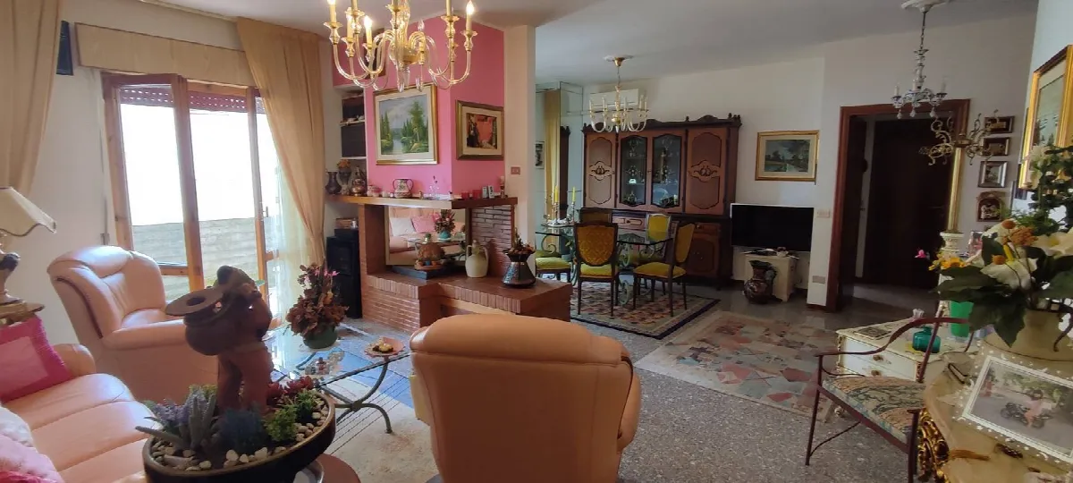 Appartamento in vendita a Teramo, Fonte Baiano - foto 1