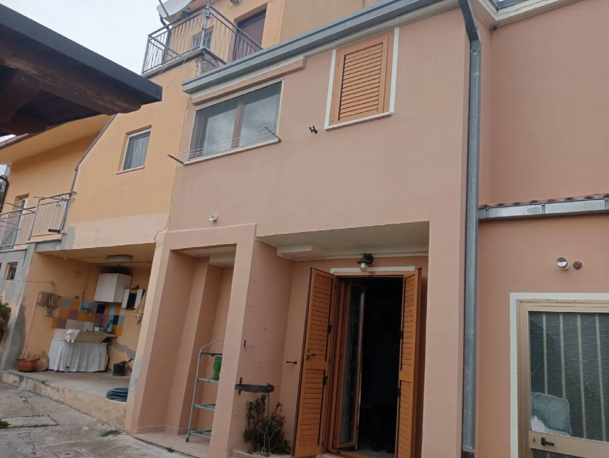 Appartamento con ingresso indipendente in vendita a Teramo, Magnanella - foto 5