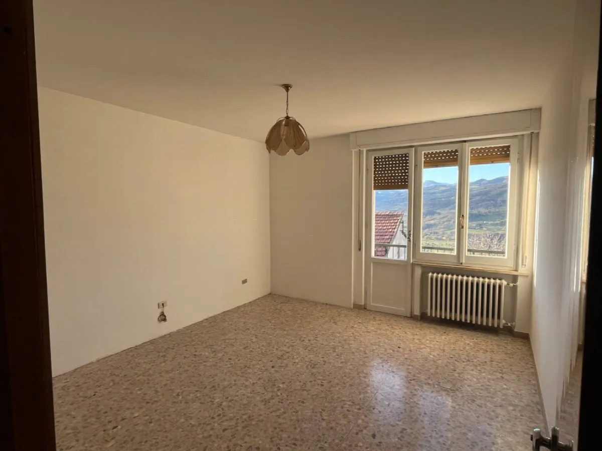 Appartamento con ingresso indipendente in vendita a Teramo, Rocciano - foto 9