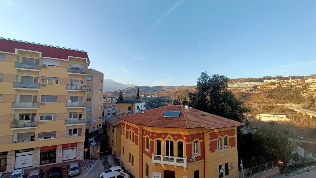 Appartamento in vendita a Teramo, Centro - foto 4