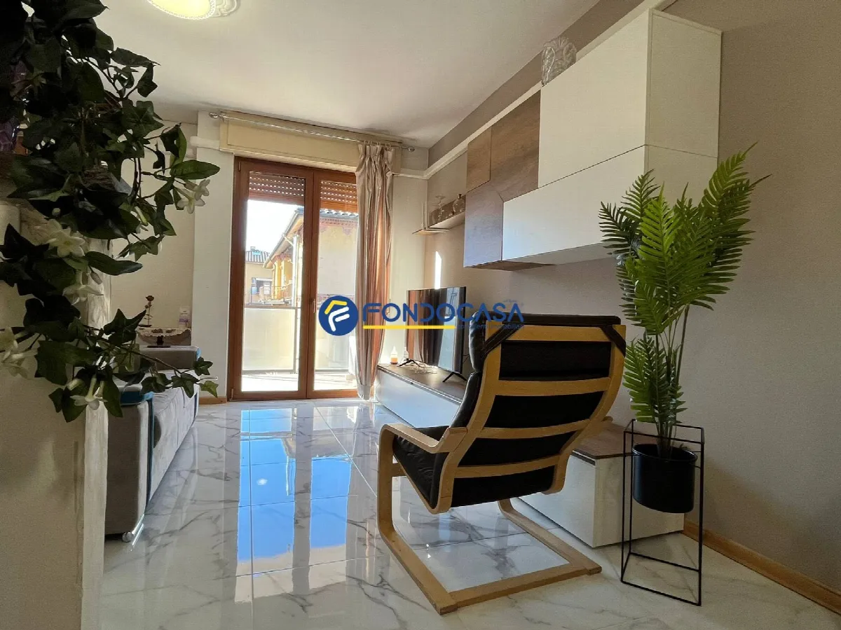 Appartamento in vendita a Carnate - foto 2