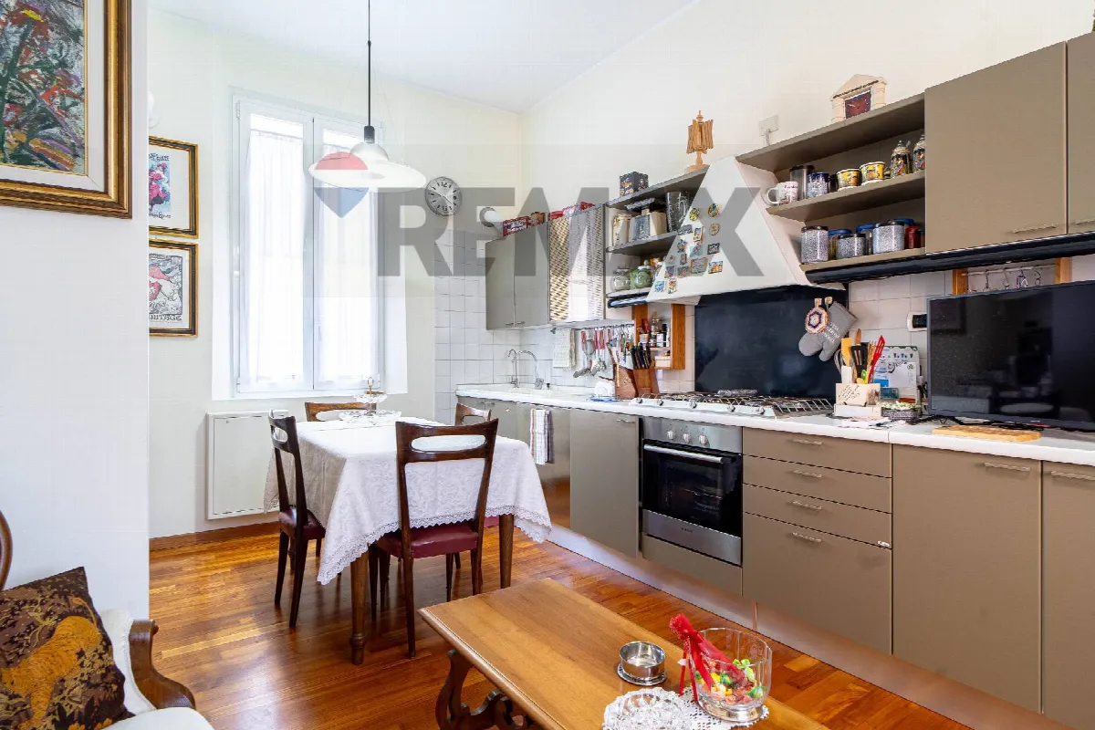 Appartamento in vendita a Parma, Centro storico - foto 5